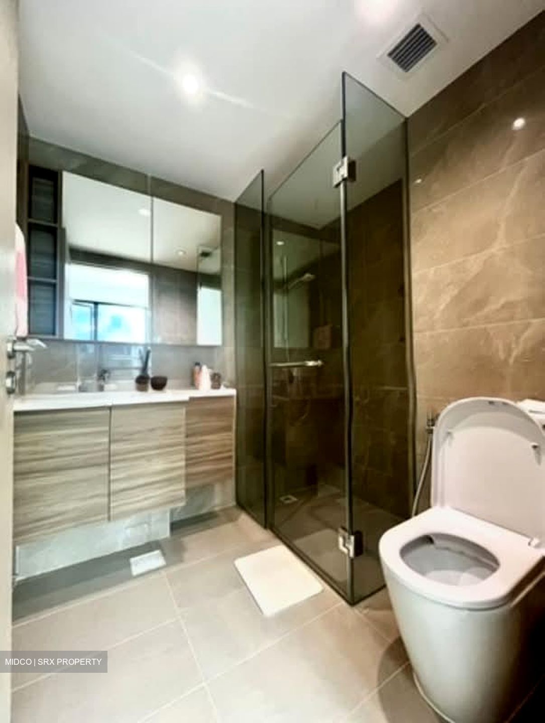 Treasure at Tampines (D18), Condominium #594890001